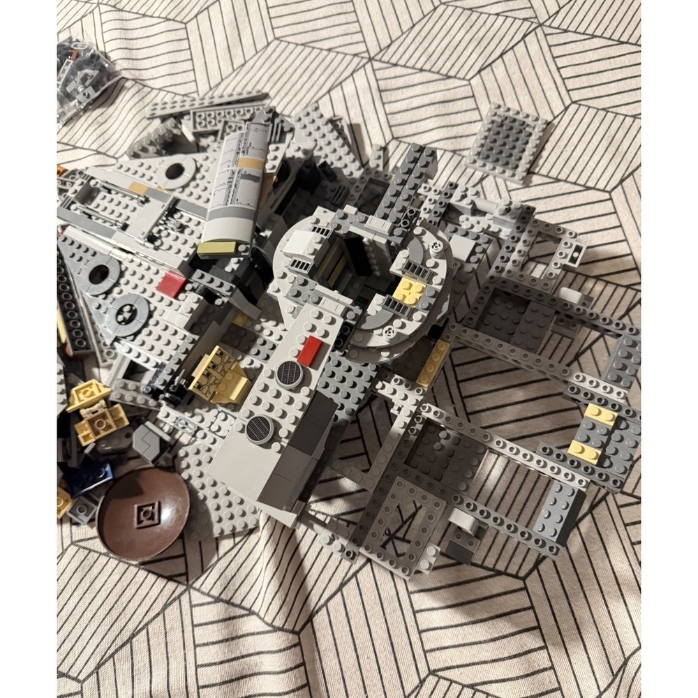 LEGO Star Wars Millennium Falcon Parts Lot 4+ Lbs